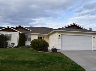 2443 NW Cedar Ave, Redmond, OR 97756