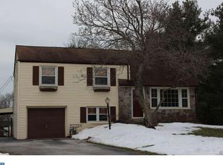 81 Rossiter Ave, Phoenixville, PA 19460