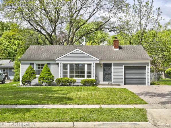 27347 Shagbark Dr, Southfield, MI 48076