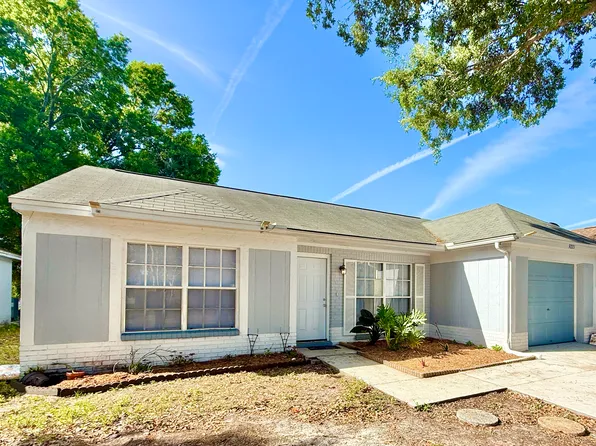 9221 Camino Villa Blvd, Tampa, FL 33635