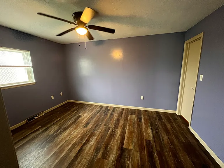 15 Derby Ln — Photo 14