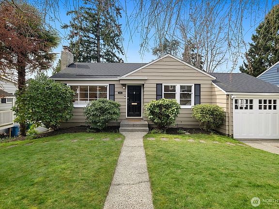 2nd image of 6251 Vassar Avenue NE