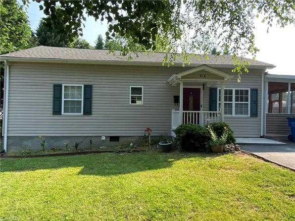 316 Olivia Ave, Mount Airy, NC 27030