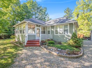 120 S Thompson St, New Buffalo, MI 49117