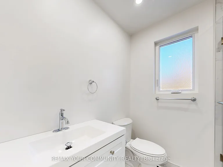 135 Searle Ave — Photo 22