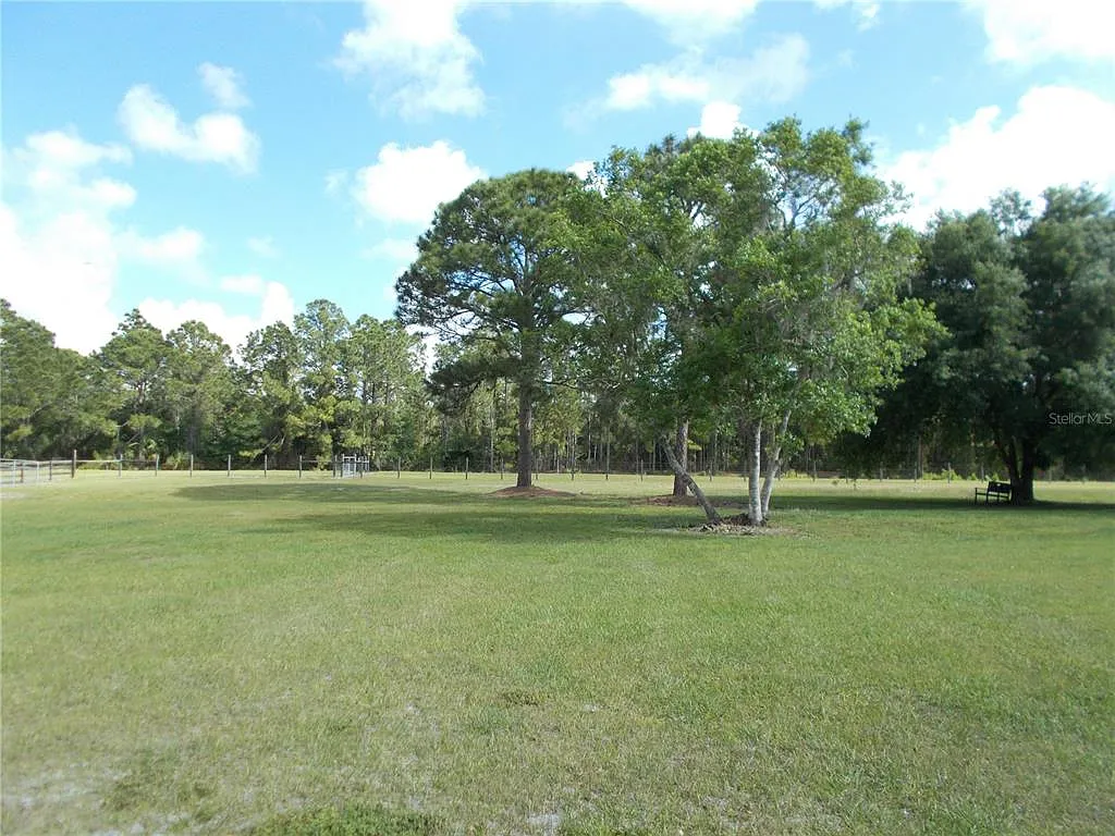 3 bed, 2.0 bath, 2181 sqft, $2,500 — Photo 3