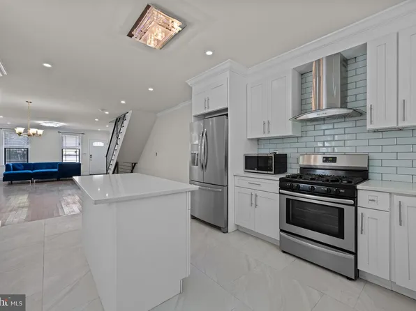 1716 Dickinson St, Philadelphia, PA 19146