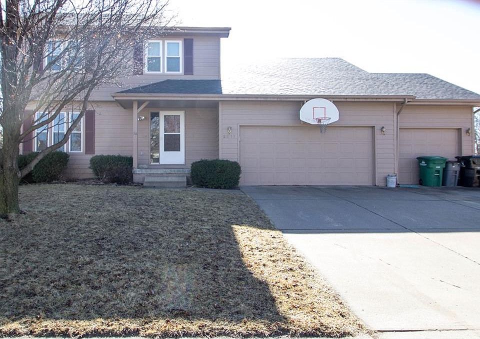 1st image of 2817 NW Park Ln
