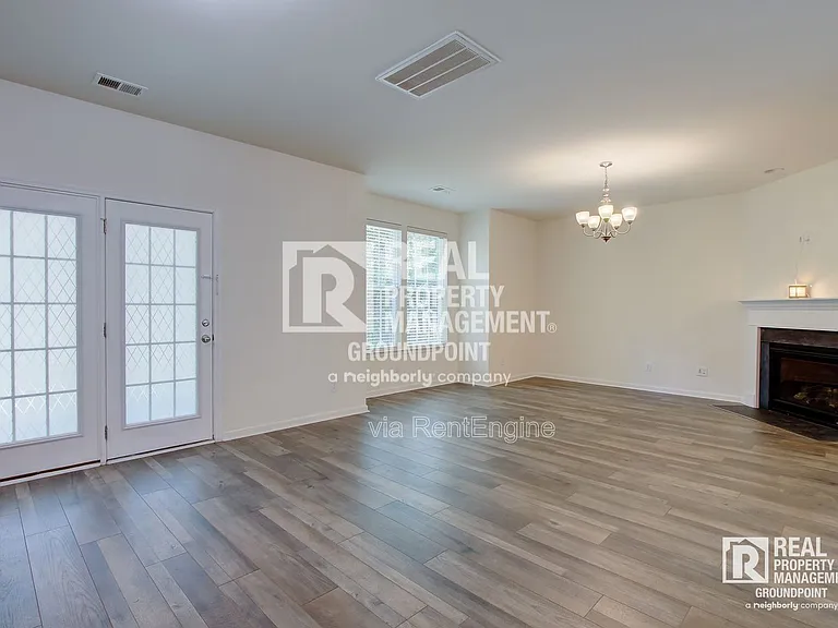 104 Elliott Creek Ln — Photo 6