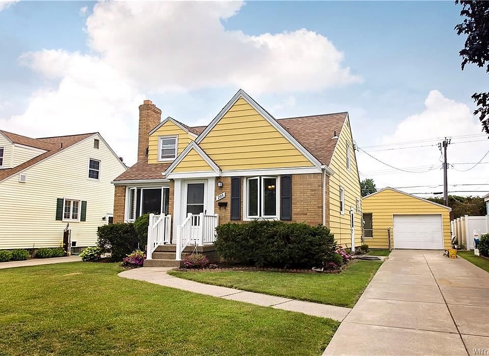 1st image of 203 Cresthill Ave