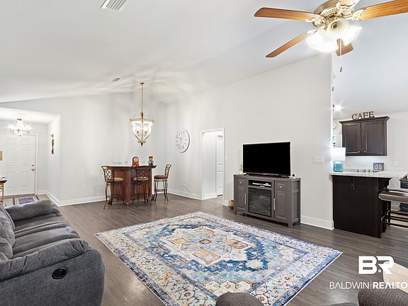 3rd image of 22641 Respite Ln