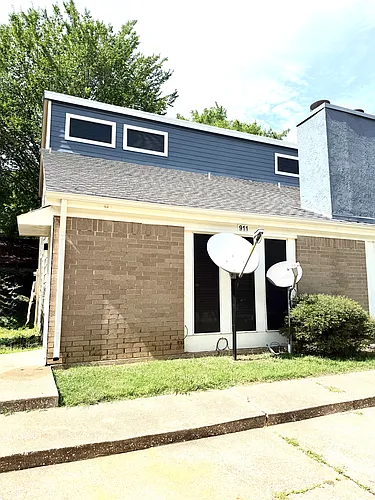 911 Creekside Dr #911 Photo 1