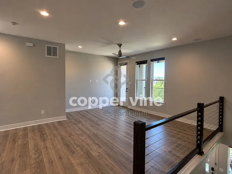 11959 Mountview Ln — Photo 10