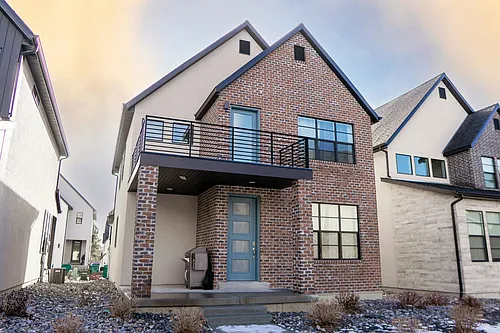 406 W 3075 N Photo 1