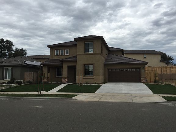 2nd image of 415 Shadow Creek Ave