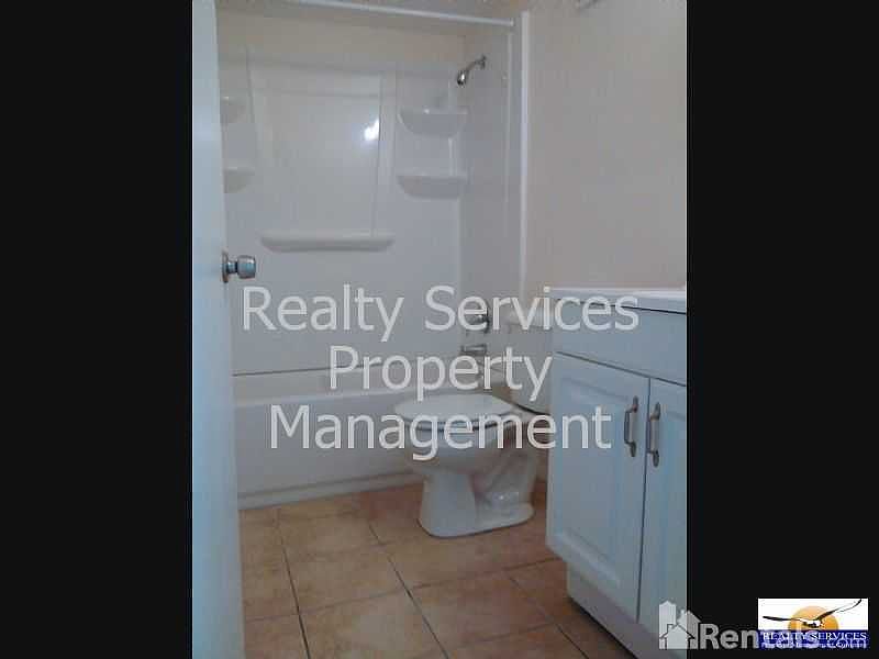 2nd image of 2510 Central Ave APT 10