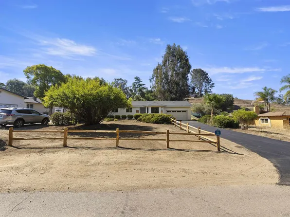 1217 Monte Vista Dr, Vista, CA 92084