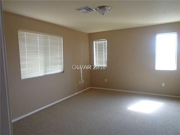 5th image of 8100 Finch Feather St #0