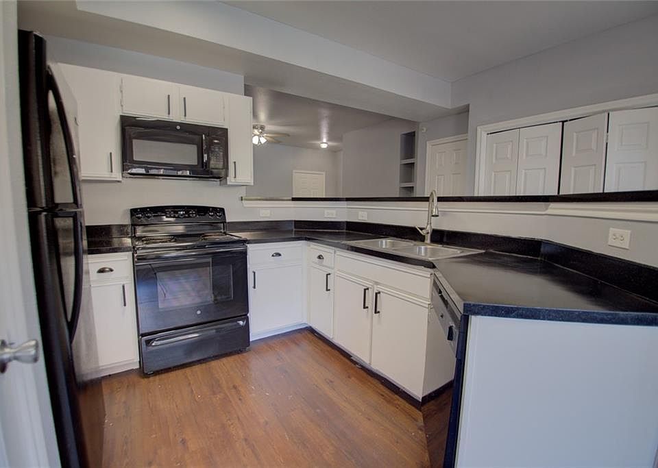 1st image of 2320 Gracy Farms Ln APT 712