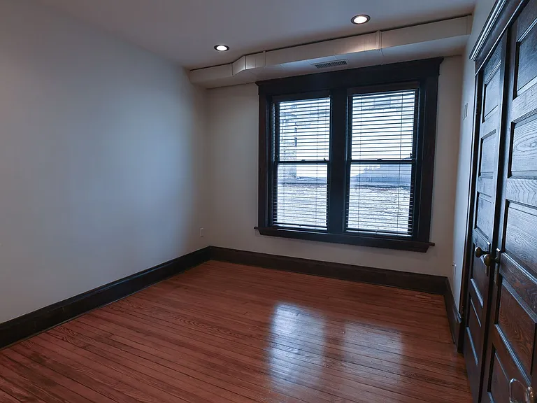 223 Pine St — Photo 22