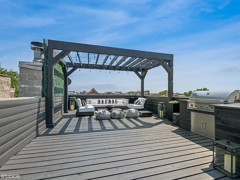 2440 W Cortez St #3 — Photo 17