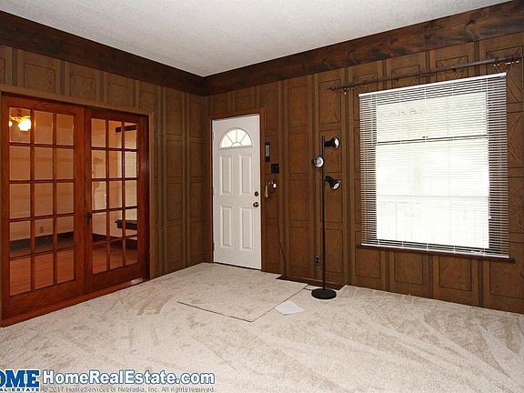 4th image of 6327 Kearney Ave