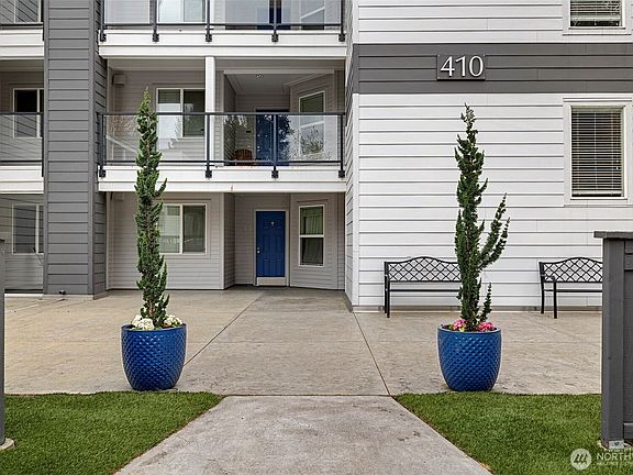 2nd image of 410 2nd Avenue S #110