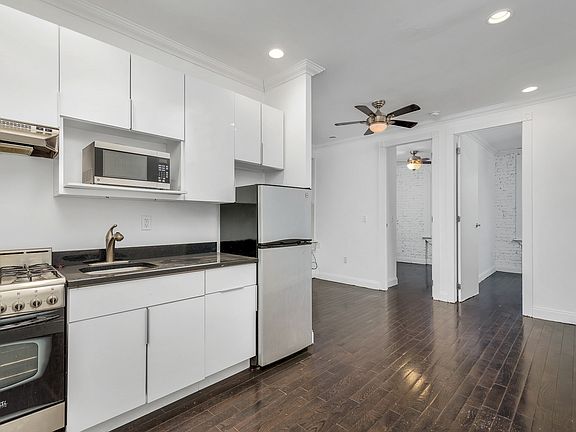 2nd image of 183 Mulberry St #1A