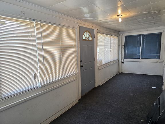 3rd image of 614 N Butrick St
