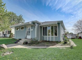 1227 7th Ave S, South Saint Paul, MN 55075