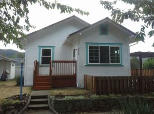9658 N Willamette Blvd, Portland, OR 97203