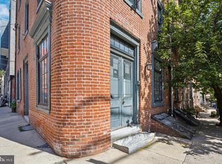 902 N American St, Philadelphia, PA 19123