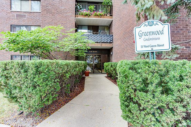 1st image of 11 W Green St APT 506