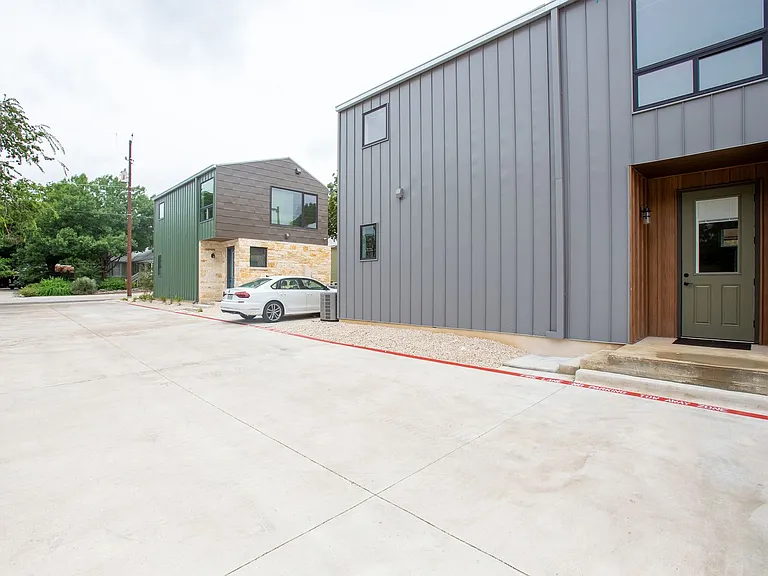 Modern Luxury in San Marcos' Premier Courtyard Community Now Leasing! — Photo 71