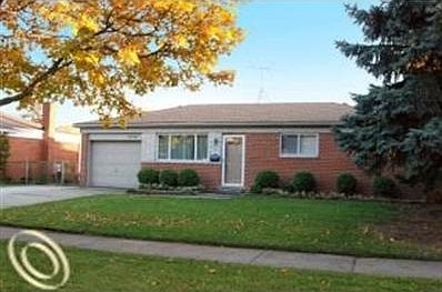 1st image of 3248 Earl Dr