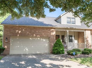 2519 Glenshire Cir, Uniontown, OH 44685