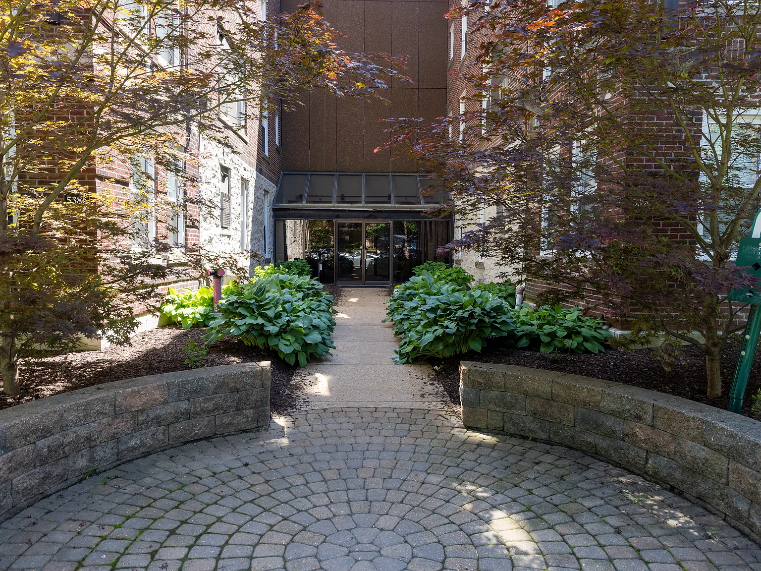5394 Pershing Ave — Photo 3