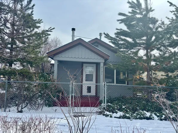 2131 Oak Ave, Klamath Falls, OR 97601