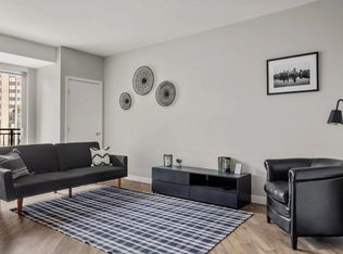 Maverick, Minneapolis, MN 55401