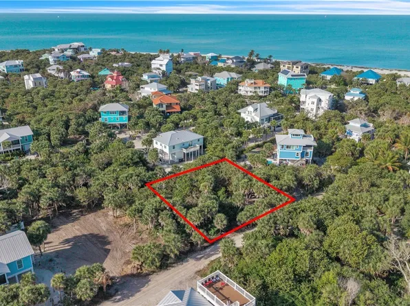 4521 Smugglers Dr, Upper Captiva, FL 33924