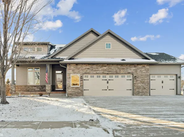 705 Yorkshire St, North Liberty, IA 52317