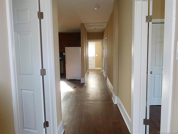 3rd image of 111 Globe St