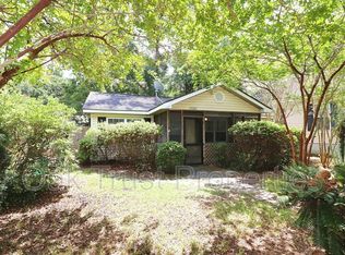 733 Fort Johnson Rd #B, Charleston, SC 29412