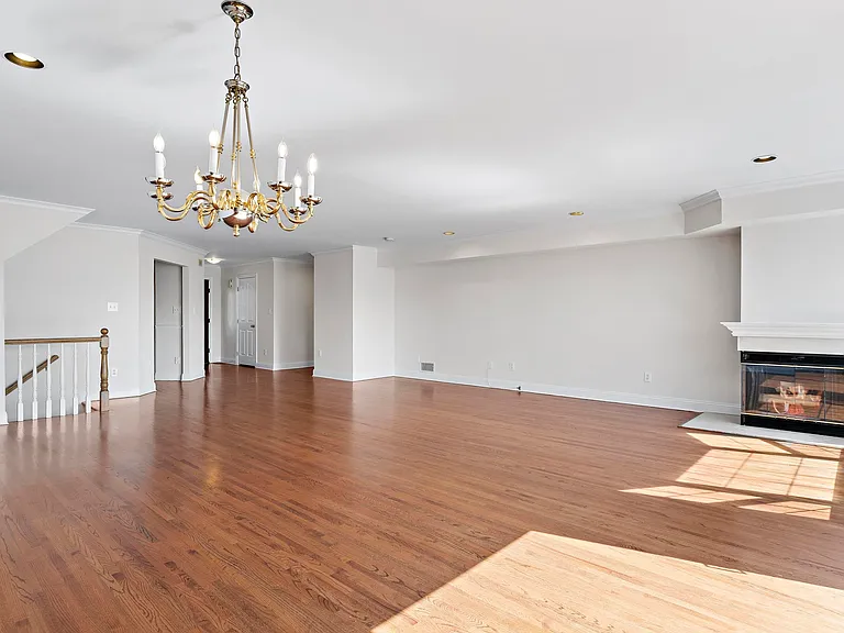 119 Panorama Dr — Photo 8