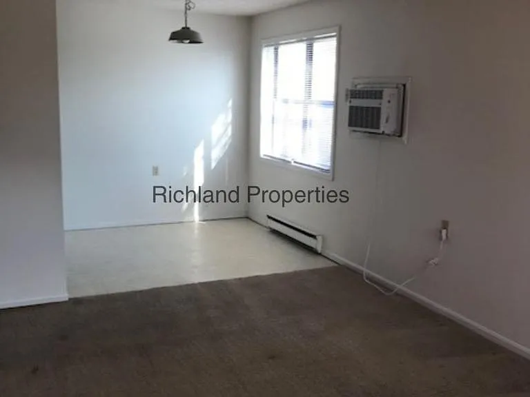 300 W Clay St #1 — Photo 7