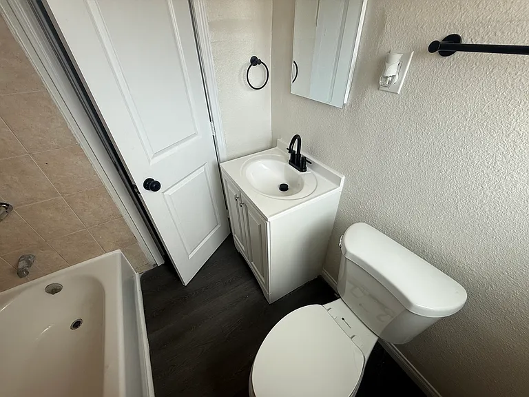 329 W Magnolia St #6 — Photo 23