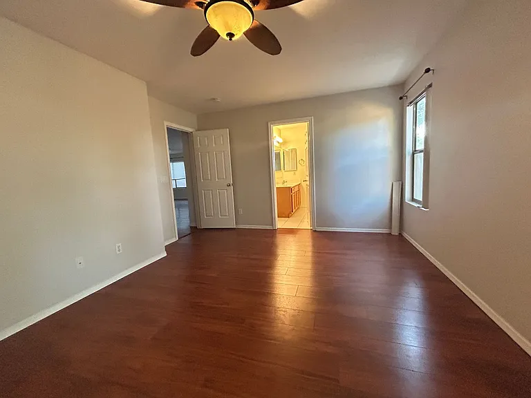 11438 W Virginia Ave — Photo 10