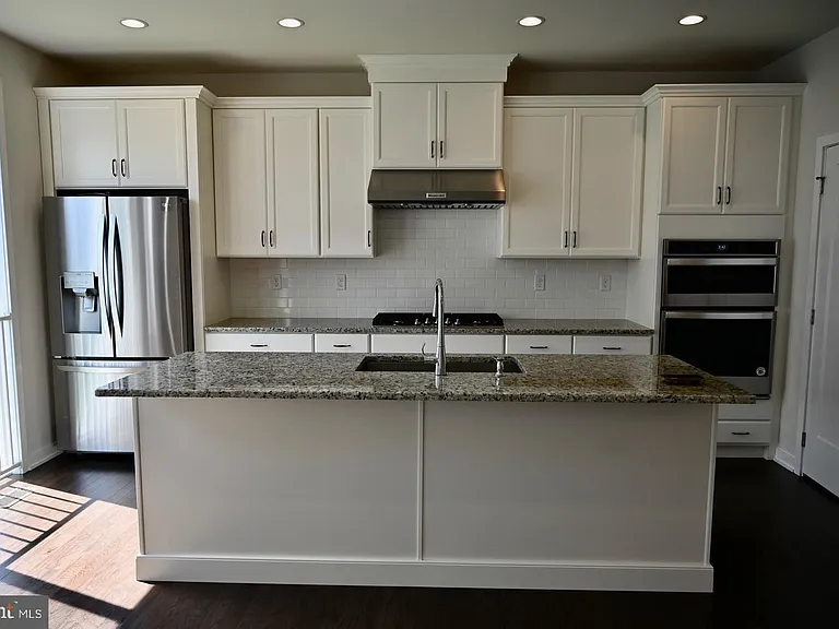 106 Segel Dr — Photo 16