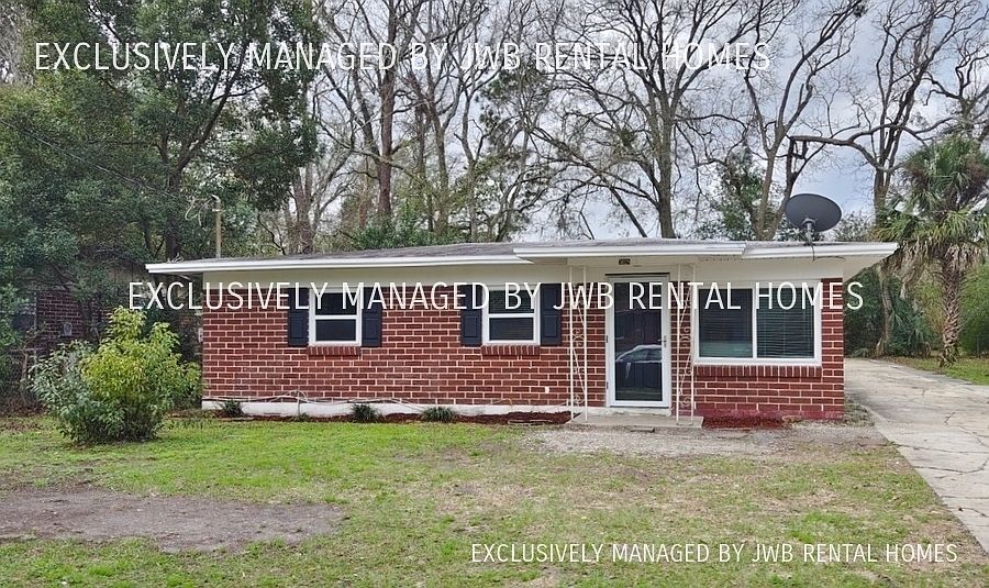 1st image of 5028 Dostie Dr S