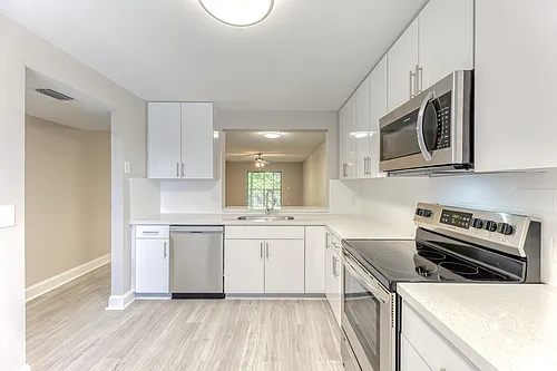 Floor plan 230 SE 10th